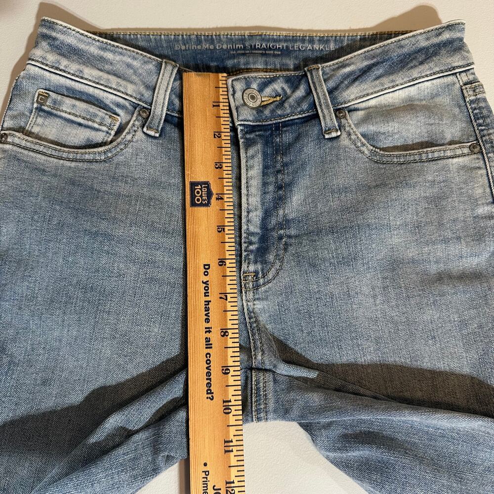 Chico’s DefineMe Denim Straight Leg Ankle Jeans Size 2R Light Wash Distress‎ - Picture 7 of 8